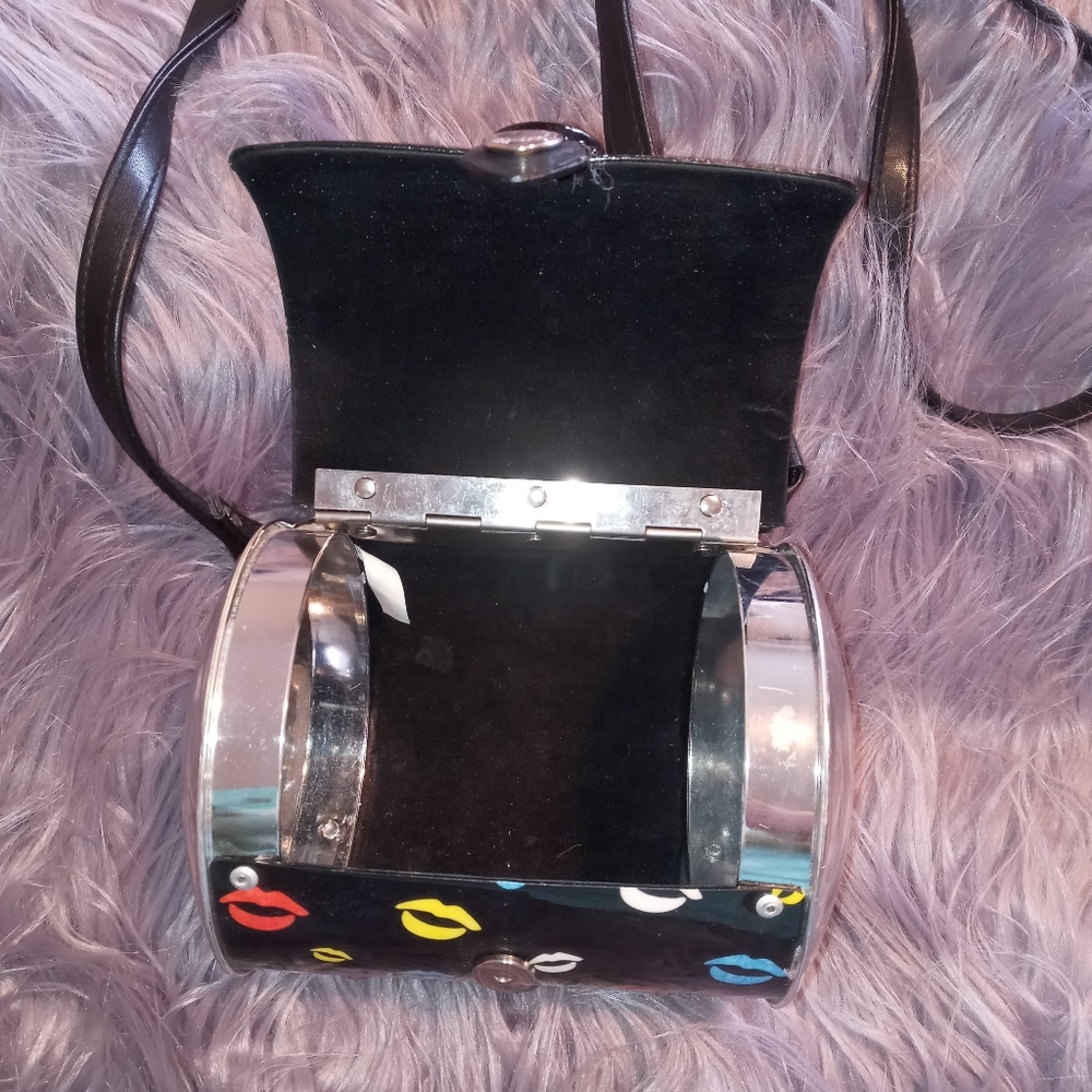 Lib can purse - Picture 2 of 2
